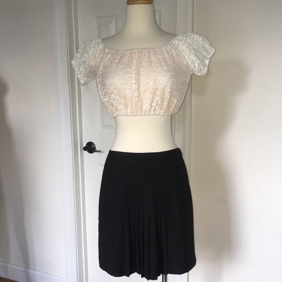Love Shack Fancy Tops - NWT Love Shack Fancy Floral Lace Crop Top